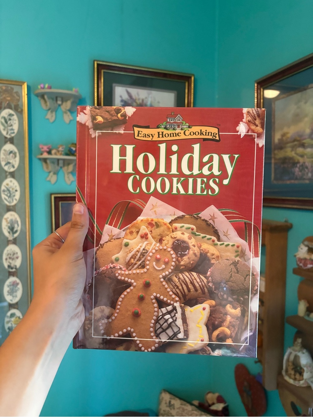Vintage 90s Holiday Festive Cookies Cookbook